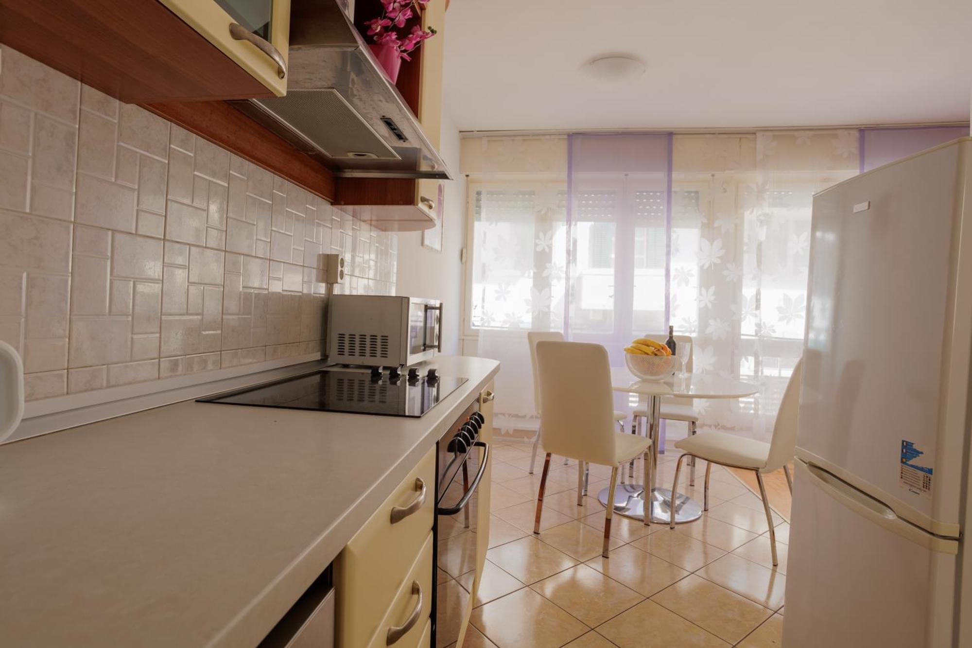 Center Apartment Silvana Split Exterior foto