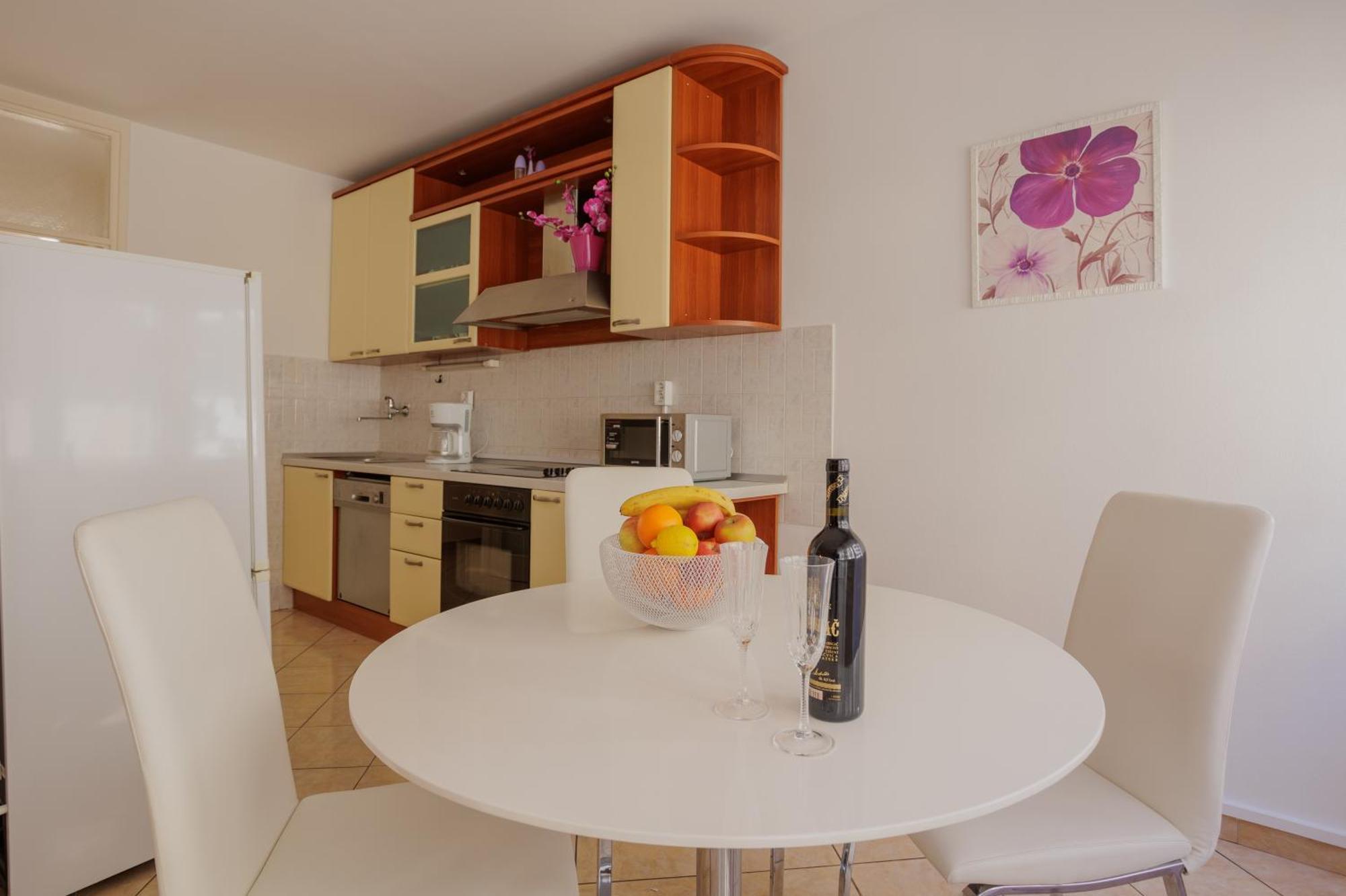 Center Apartment Silvana Split Exterior foto